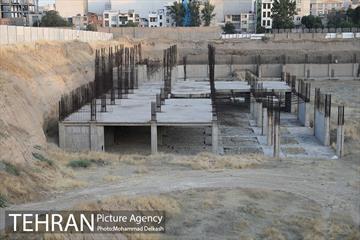 بازدید شهردار تهران از ضلع جنوبی خیابان استاد معین در پادگان جی 20