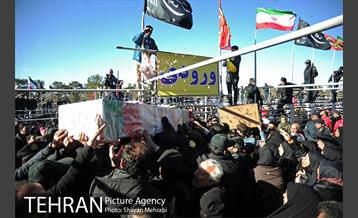 تشییع شهدای آتش نشان با حضور مردم در بهشت زهرا(س)  6