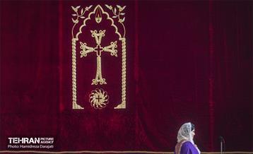 مراسم عشای‌ربانی در اولین روز سال نو میلادی  16