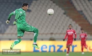 دیدار تیم های فوتبال پرسپولیس تهران و تراکتور سازی تبریز 11
