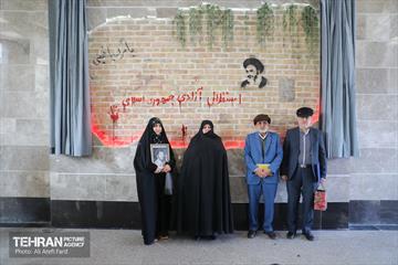 رونمایی از دیوارنگاره یادمان شهدای هفده شهریور 6