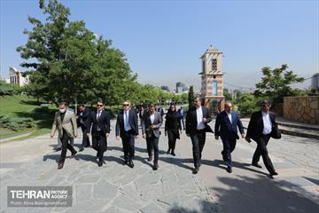 بازدید وزیر فرهنگ جمهوری آذربایجان از اراضی عباس آباد 5