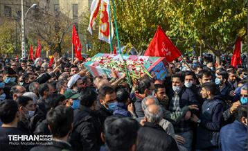 مراسم تشییع پیکر شهید محمدرضا بیات 16