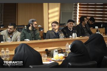ادوار 18