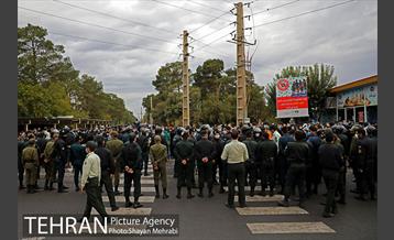 تشییع پیکر استاد محمدرضا شجریان در بهشت زهرا (س) 39