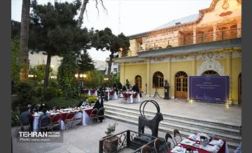 ضیافت افطاری با حضور خانواده های معزز شهدا 8