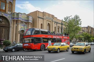 اتوبوس گردشگری 18