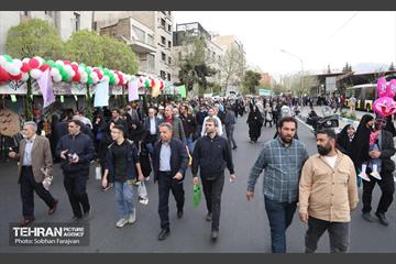 خدمت‌رسانی شهرداری تهران به نمازگزاران عید فطر در مصلی تهران 5