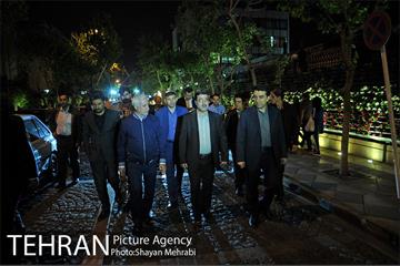 سرپرست شهرداری تهران و رئیس مرکز ارتباطات و امور بین الملل شهرداری تهران در بازدید از فعالیت‌های شبانه شهرداری و زندگی شبانه مردم تهران 12