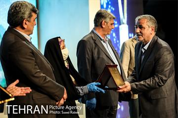 اولین همایش مدیران برتر شهر ارتباطی تهران 27