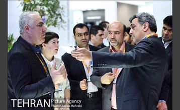 بازدید پیروز حناچی از نمایشگاه مجمع جهانی شهری در ابوظبی امارات 7