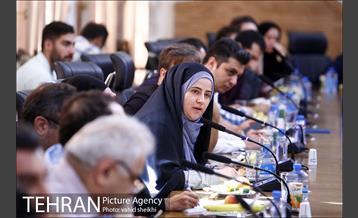 نشست صمیمی مهندس یزدانی با اصحاب رسانه  21