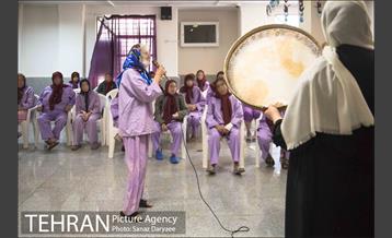 جشن یلدای مهربانی در سامانسرای لویزان 15