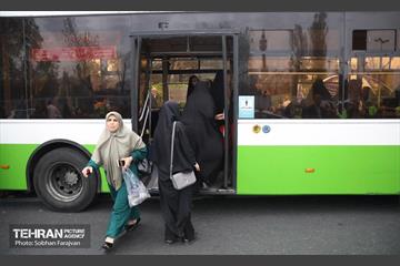 خدمت‌رسانی شهرداری تهران به نمازگزاران عید فطر در مصلی تهران 13