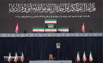 اقامه نماز بر پیکر آقای شهید ایران - 1 20