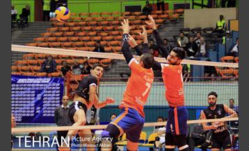 دیدار تیم های والیبال سایپا و شهرداری ورامین 2