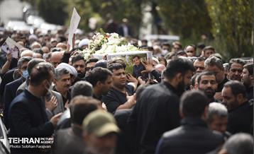مراسم وداع با پیکر مطهر شهید عملیات تروریستی حرم شاهچراغ (ع) 23