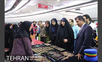 نخستین جشنواره تولیدات خانگی(زیورآلات و عروسک) 11