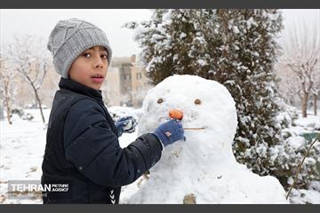 روز برفی در منطقه 5 10