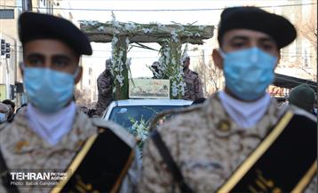 مراسم تشییع و تدفین دو شهید گمنام در منطقه 13