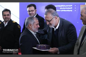 آیین بهره برداری از ۳ پروژه عمرانی و ۴۶ پروژه شهری منطقه یک در قالب دویست و هشتمین پویش امید و افتخار 15
