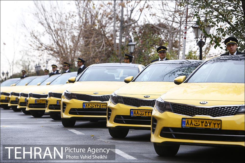 مراسم رونمایی از ناوگان نوسازی شده تاکسیرانی  3