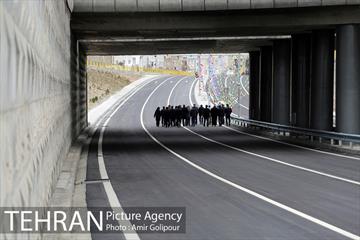 یک گام تا بهره برداری از پروژه تقاطع غیرهمسطح بزرگراه شهید حکیم با بلوار المپیک 5