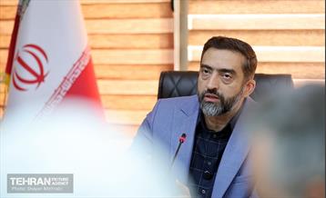 نشست صمیمانه رئیس مرکز مطالعات و برنامه‌ریزی شهر تهران 3