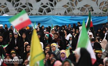 اجتماع «دختران آرمانی» 4