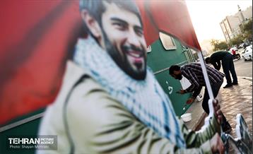 رویدا هنری جبهه مقاومت در میدان انقلاب 2