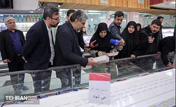 بازدید سخنگوی دولت از بازار میوه و تره‌بار و شهروند جلال آل احمد 8