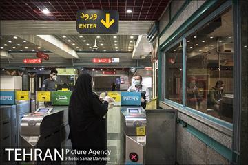 طرح فاصله گذاری اجتماعی در مترو تهران 3