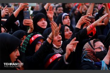 بدرقه خادمان و زائران اربعین 35