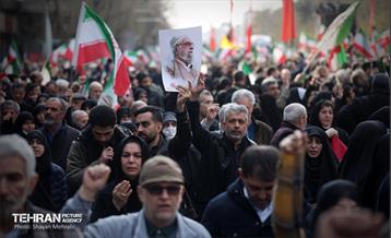 تشییع پیکر مطهر شهدای ناوشکن دنا 27