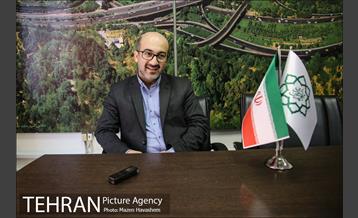 بازدید سخنگوی شورای شهر از مرکز ارتباطات شهرداری تهران 32