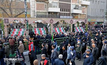 تشییع پیکر ۲۰۰ شهید گمنام دفاع مقدس در تهران 73