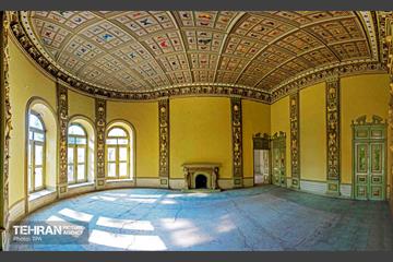 عمارت‌های تاریخی تهران؛ عمارت مستوفی الممالک 52