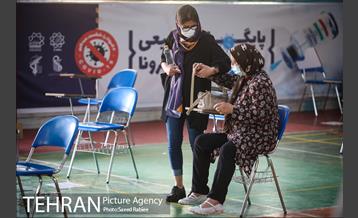 آغاز به کار اولین مرکز تجمیعی واکسیناسیون کرونا در غرب تهران 23