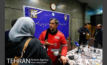 نشست خبری آتش سوزی ساختمان اداری میدان ولیعصر(عج) 19