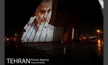 تصاویر سردار شهید قاسم سلیمانی بر دیوار برج آزادی 15