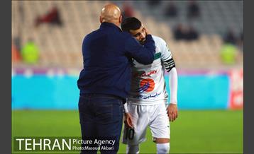دیدار تیم های پرسپولیس و ذوب آهن 22