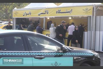 ایستگاه تاکسی بانوان در نمایشگاه زنان و تولید ملی 5