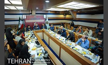 نشست سوگواره نمایشی خمسه 8