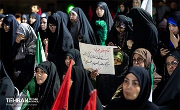 حضور شهردار تهران در تجمع شبانه میدان سما