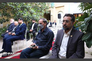 نشست صمیمی شهردار تهران با اهالی شعر و ادب 8
