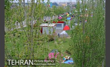 روز طبیعت بارانی در بوستان ولایت 16