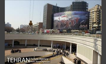 بازدید هنرمندان از بروژه بلازای ولیعصر 1