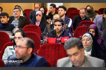 آیین تقدیر از فرزندان نودانشجوی همکاران شرکت خودرو سرویس شهر 5