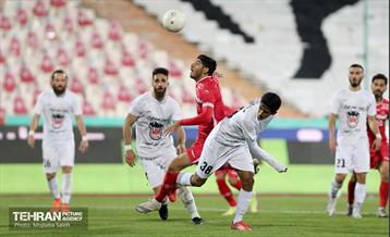 دیدار تیم های فوتبال پرسپولیس و ذوب آهن  24