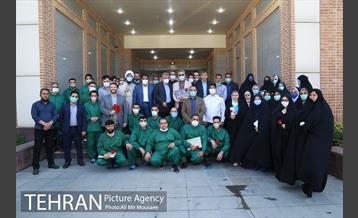 لحظه سال تحویل در بهشت زهرا(س) 11